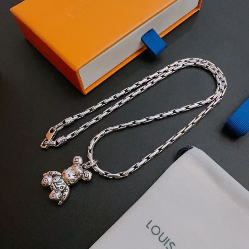 Louis Vuitton Necklaces - Click Image to Close